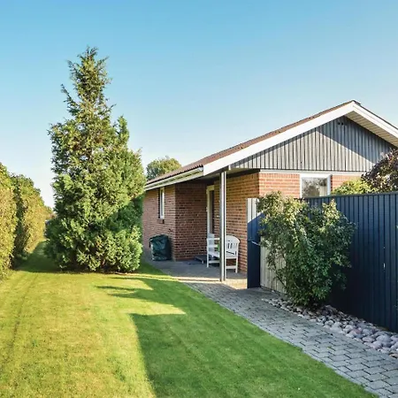 Three-bedroom In Juelsminde