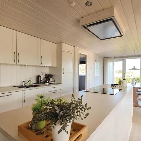 Nyaraló Three-bedroom In Juelsminde *